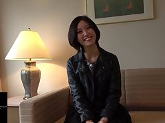 qZHF8eVo Candi Licious Teases Her Wet Pussy Then Gets Hardcore Fucked