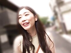 CEMD-432 Dark Haired Beauty Enjoying Intense Bedroom Action