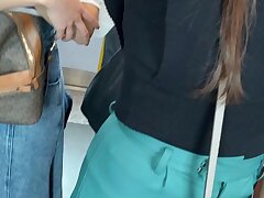 waki31 Seductive Woman Enjoys Intimate Nights with Her Dildo