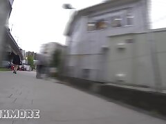 NICHE_VIEW_vol.63_4K Seductive Japanese Beauty Displays Her Irresistible Curves Close-Up