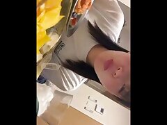 k2Cwf2B5 Passionate Deep Throat Leads to Unforgettable Intimate Moments