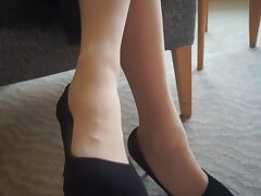 FC2-PPV-1073885 Adorable Japanese Star Delivers Intense Pleasure in Deep Blowjob