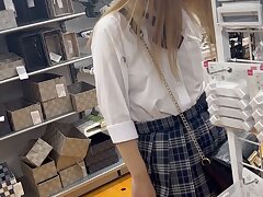 vol82 Hot Japanese Solo Pierced Beauty's Steamy Masturbation Show