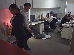 DVMM-085 Yui Nutsuki's Steamy Kitchen Seduction & Blowjob Showdown