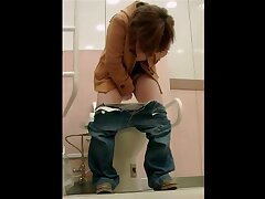 15276735 Teen Lures You With Her Curves In A Hot Shower Encounter