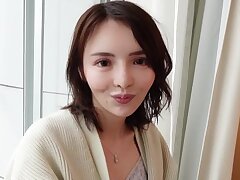 241GAREA-586 Tiny Asian Beauty Expertly Deepthroats Big Cock Kneeling