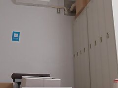 IPZZ-037 Tiny Temptress Delights with Skillful Blowjob and Wet Pussy