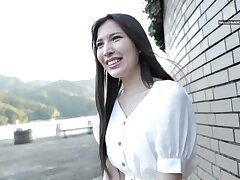 BGN-070 Sizzling Beauty Unveils Her Sensual Secrets in a Seductive Showdown